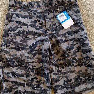 NWT! Boy’s Columbia Shorts Size L (14/16)